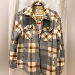 SAGE collective women’s NWT plaid Shacket